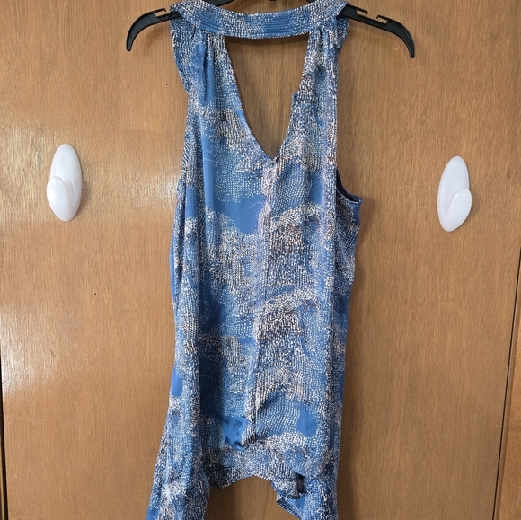 Blue and White Patterned Dress - Picture 4 of 4